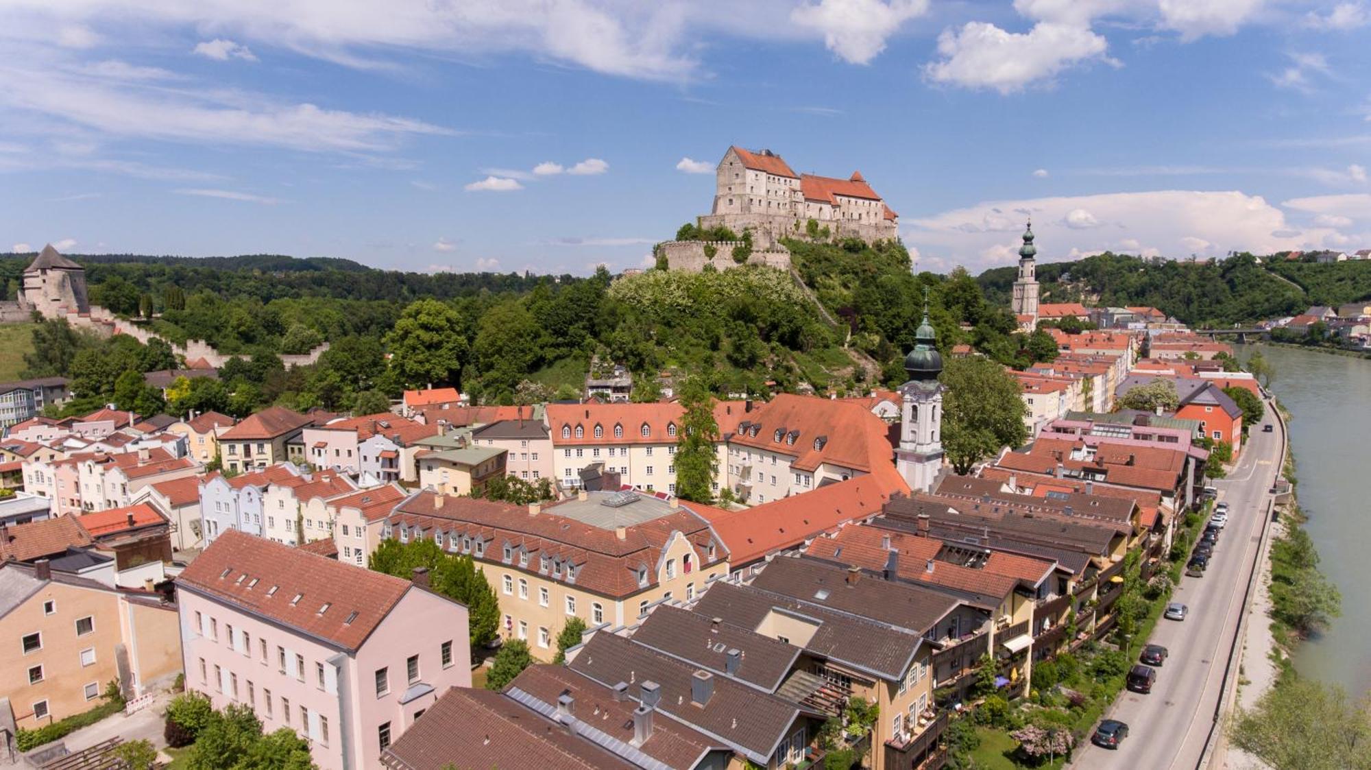 Отель Haus Der Begegnung Heilig Geist Бургхаузен Экстерьер фото